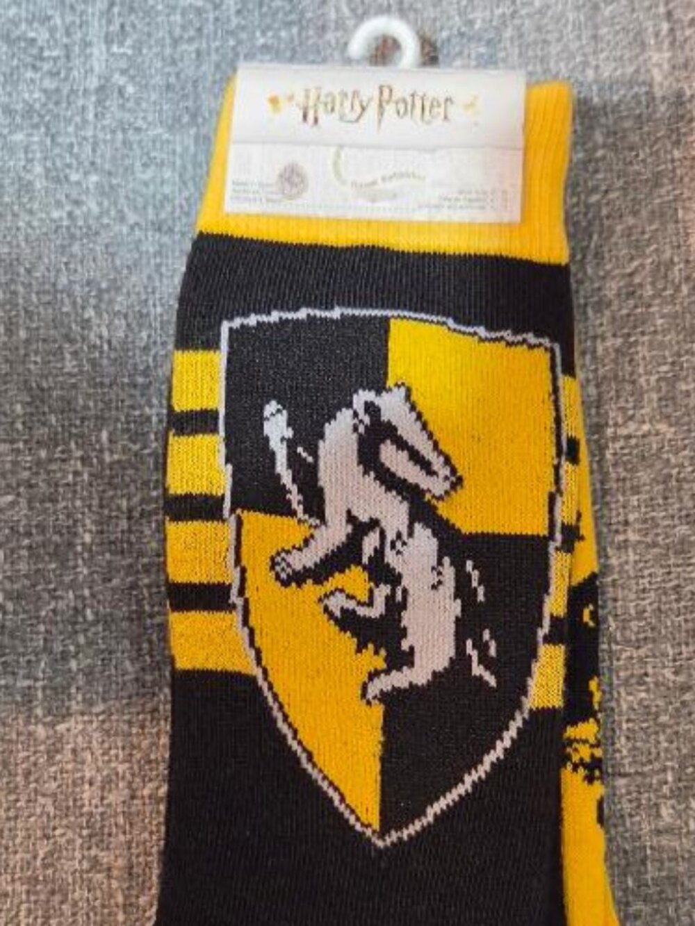Harry Potter Hufflepuff House Crest Crew 2-pair Pack of Men's Socks